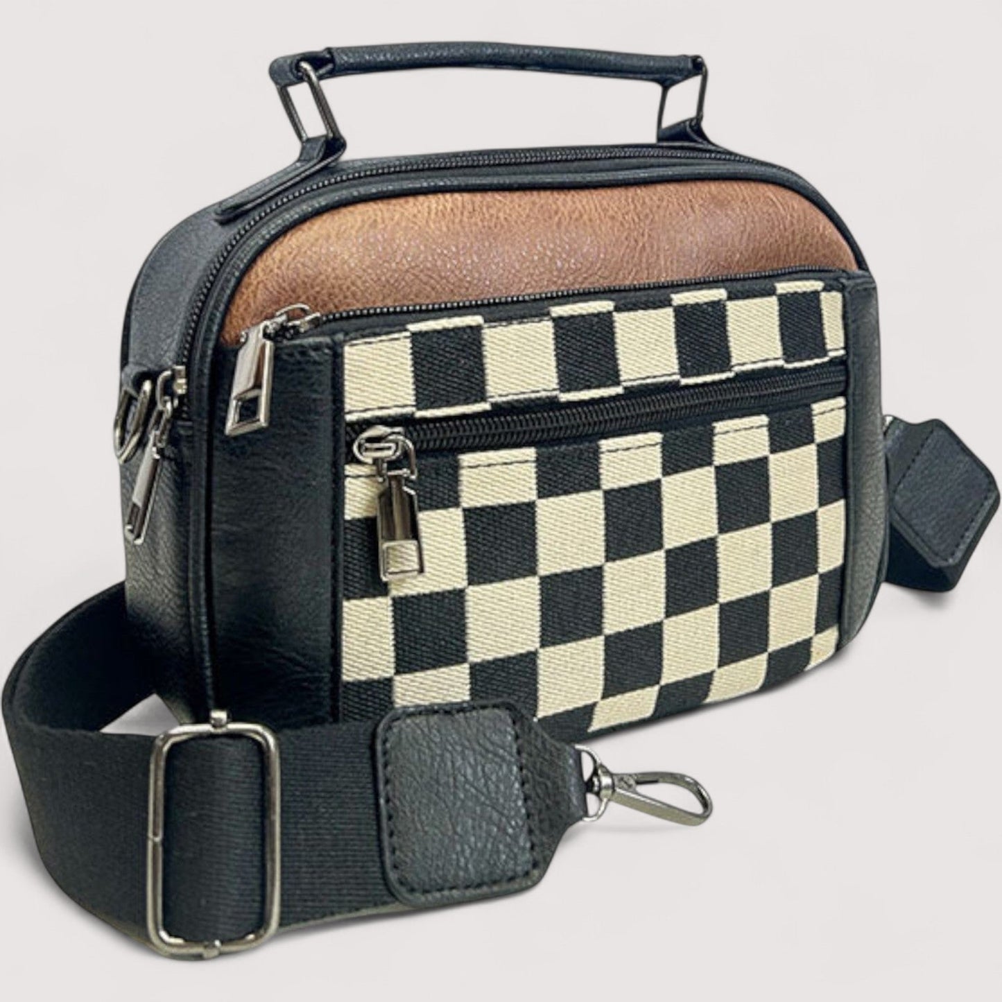 Fabienne™ | ChessMate