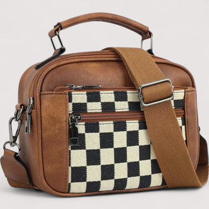 Fabienne™ | ChessMate