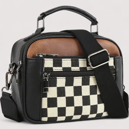 Fabienne™ | ChessMate