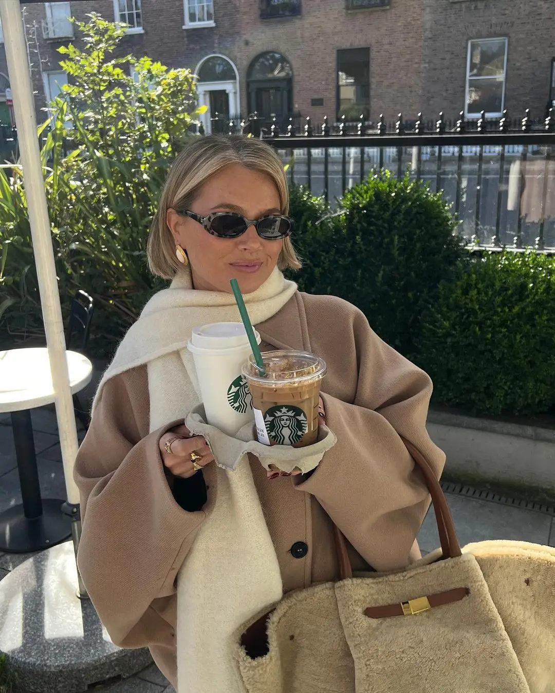 Skye - Oversized Knopfmantel mit praktischen Taschen