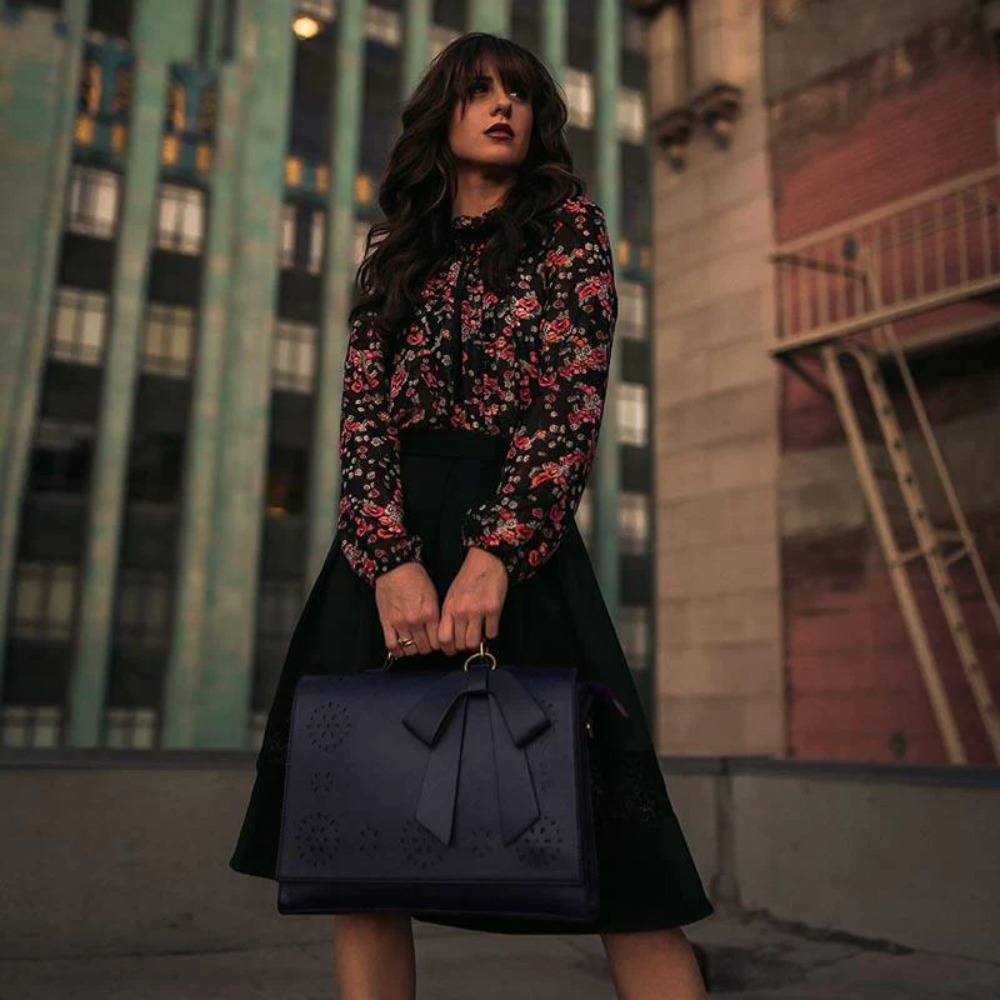 Chic Bow-Tie Satchel